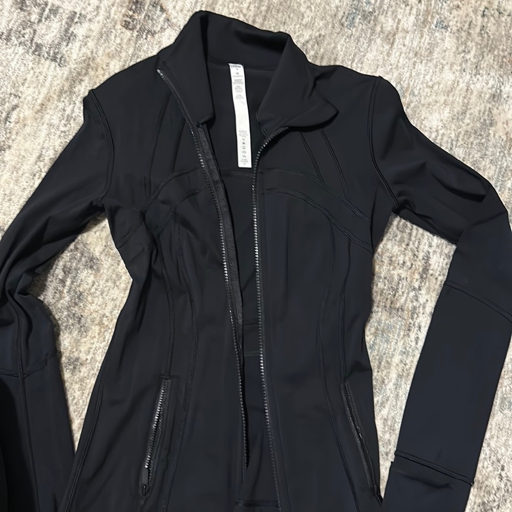 Black lululemon define jacket